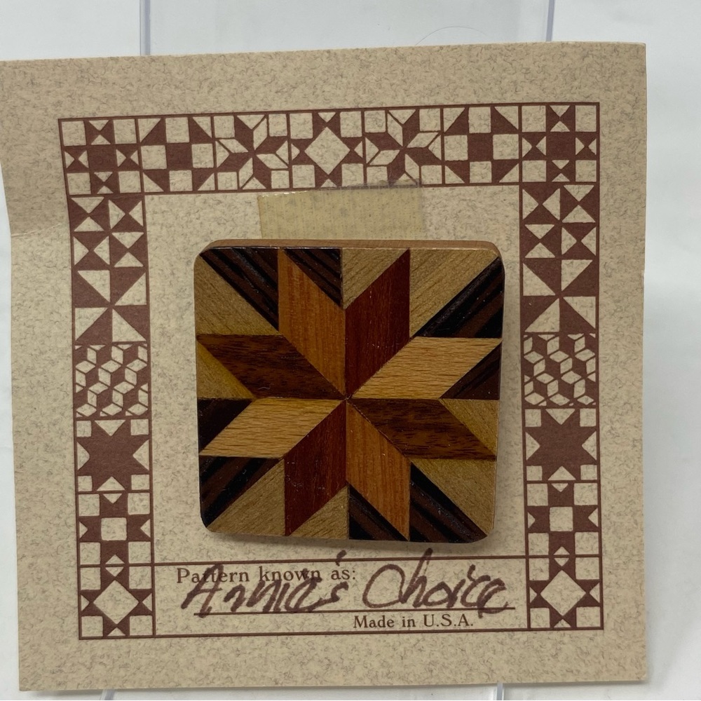 NWT Wood Quilter Pin Rob Nettleton Annie's Choice Pattern Wood Pin